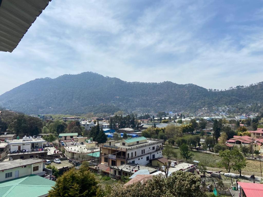 Siddhi Vinayak Hotel And Banquet Bhīm Tāl Exteriör bild