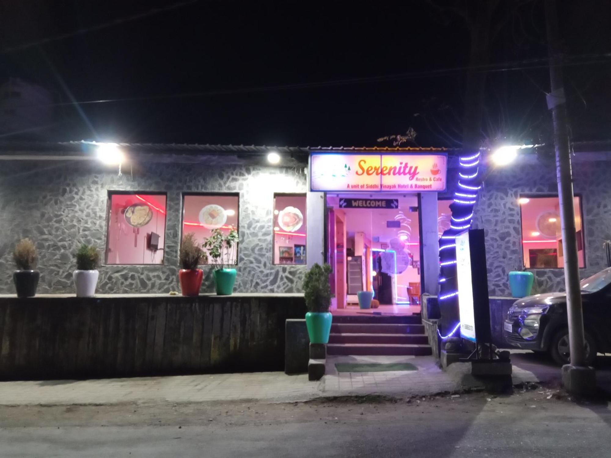 Siddhi Vinayak Hotel And Banquet Bhīm Tāl Exteriör bild